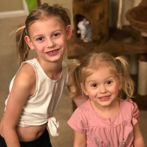 Meet your Posher, Amanda - Picture 1 of 1